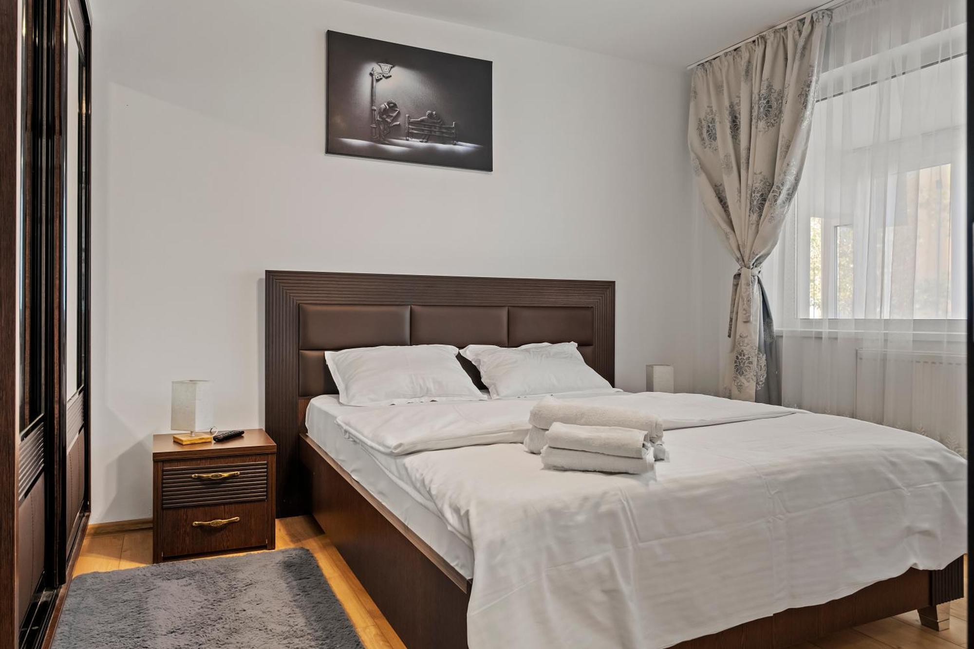 Apartament De Lux Drumul Taberei Bucureşti Eksteriør bilde