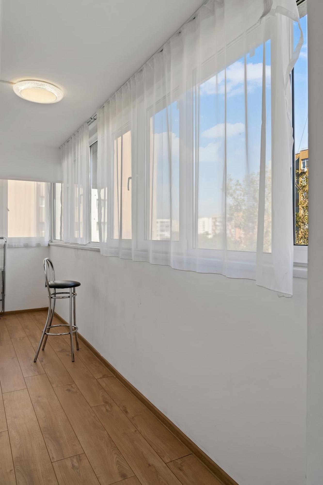 Apartament De Lux Drumul Taberei Bucureşti Eksteriør bilde